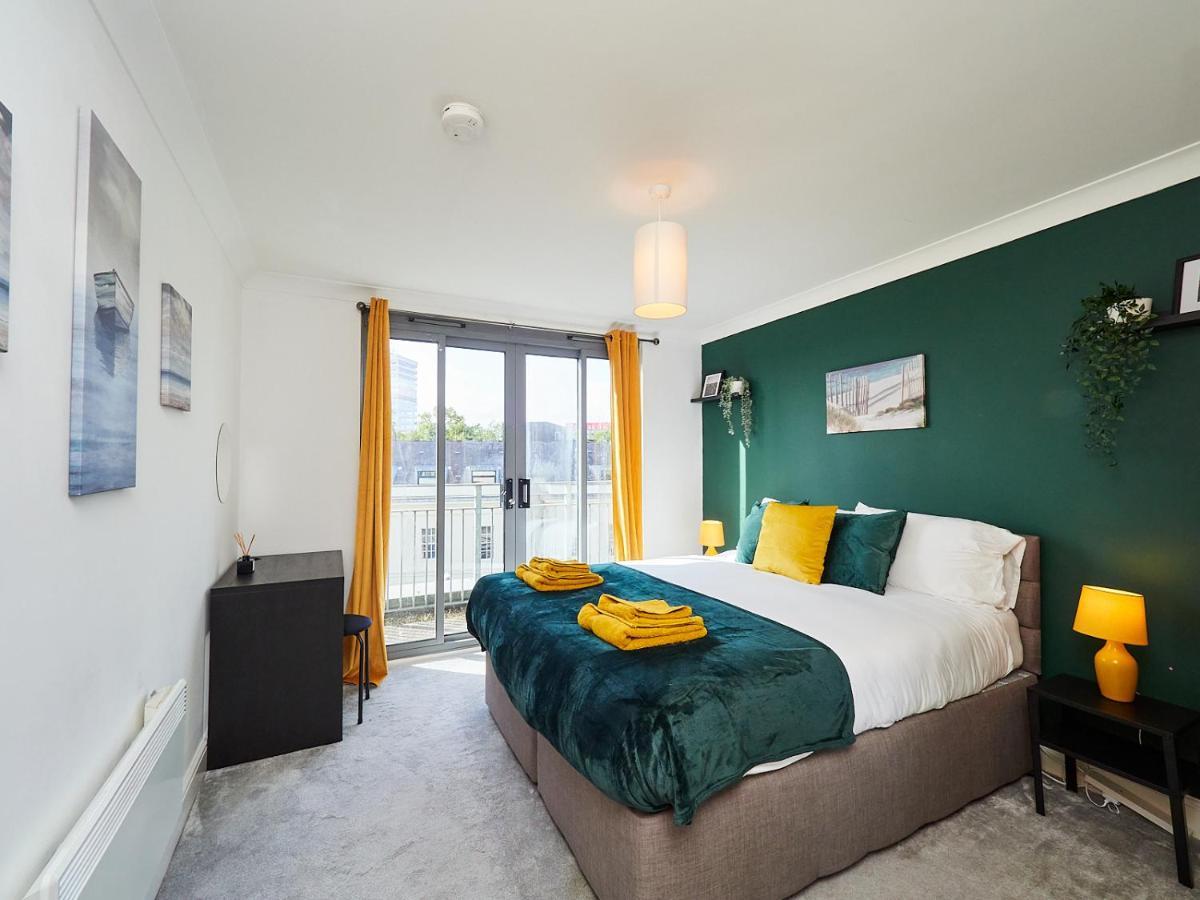 Emerald Suite - Two Story Duplex Apartment - Balcony - Contractors - Family - City Centre - Broadway Plaza - Five Ways - Sleeps 6 Birmingham Extérieur photo