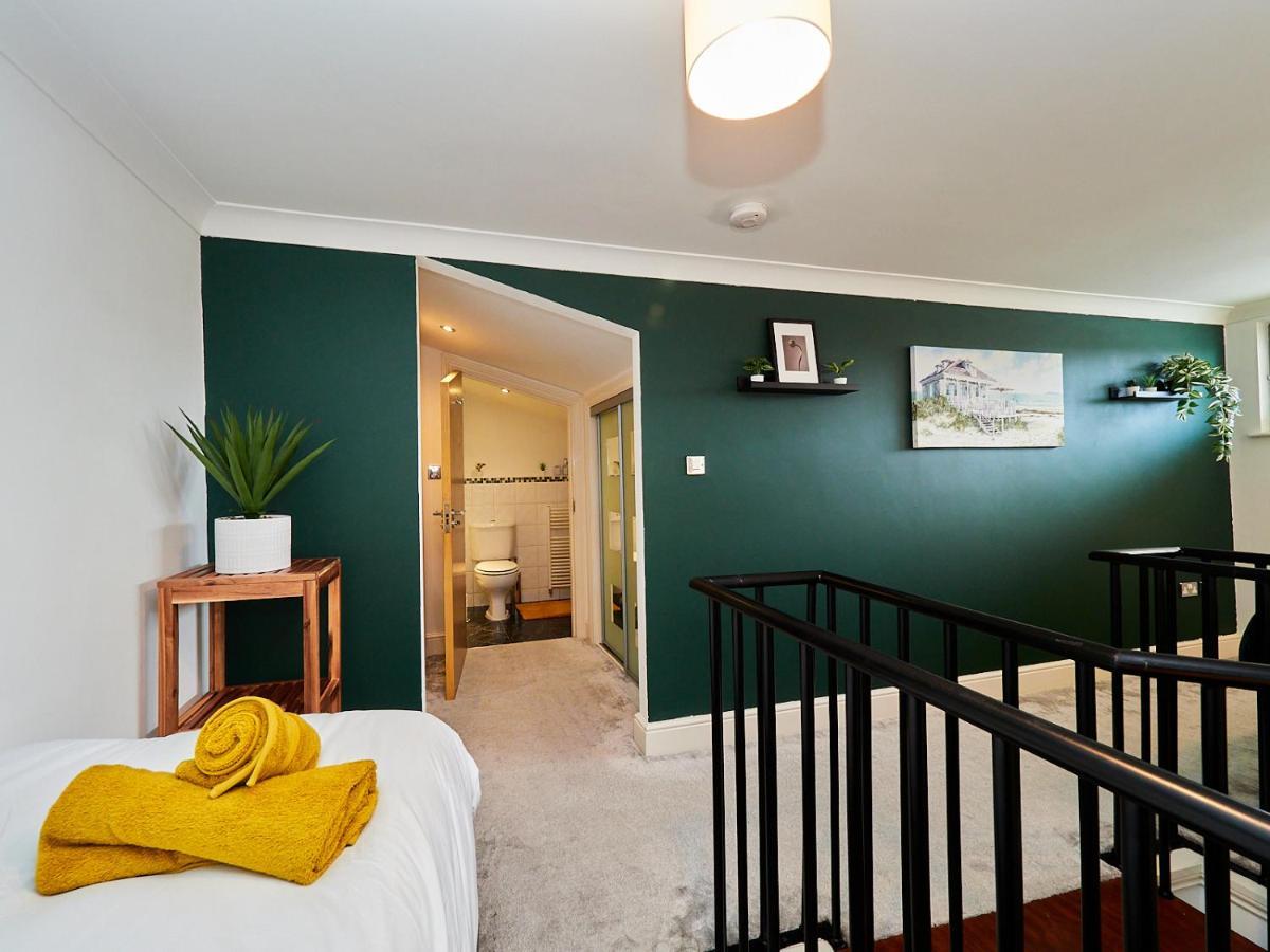 Emerald Suite - Two Story Duplex Apartment - Balcony - Contractors - Family - City Centre - Broadway Plaza - Five Ways - Sleeps 6 Birmingham Extérieur photo