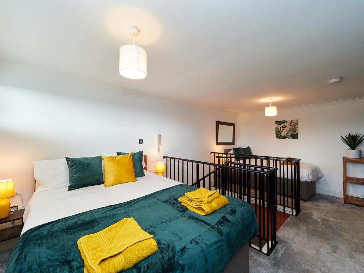 Emerald Suite - Two Story Duplex Apartment - Balcony - Contractors - Family - City Centre - Broadway Plaza - Five Ways - Sleeps 6 Birmingham Extérieur photo
